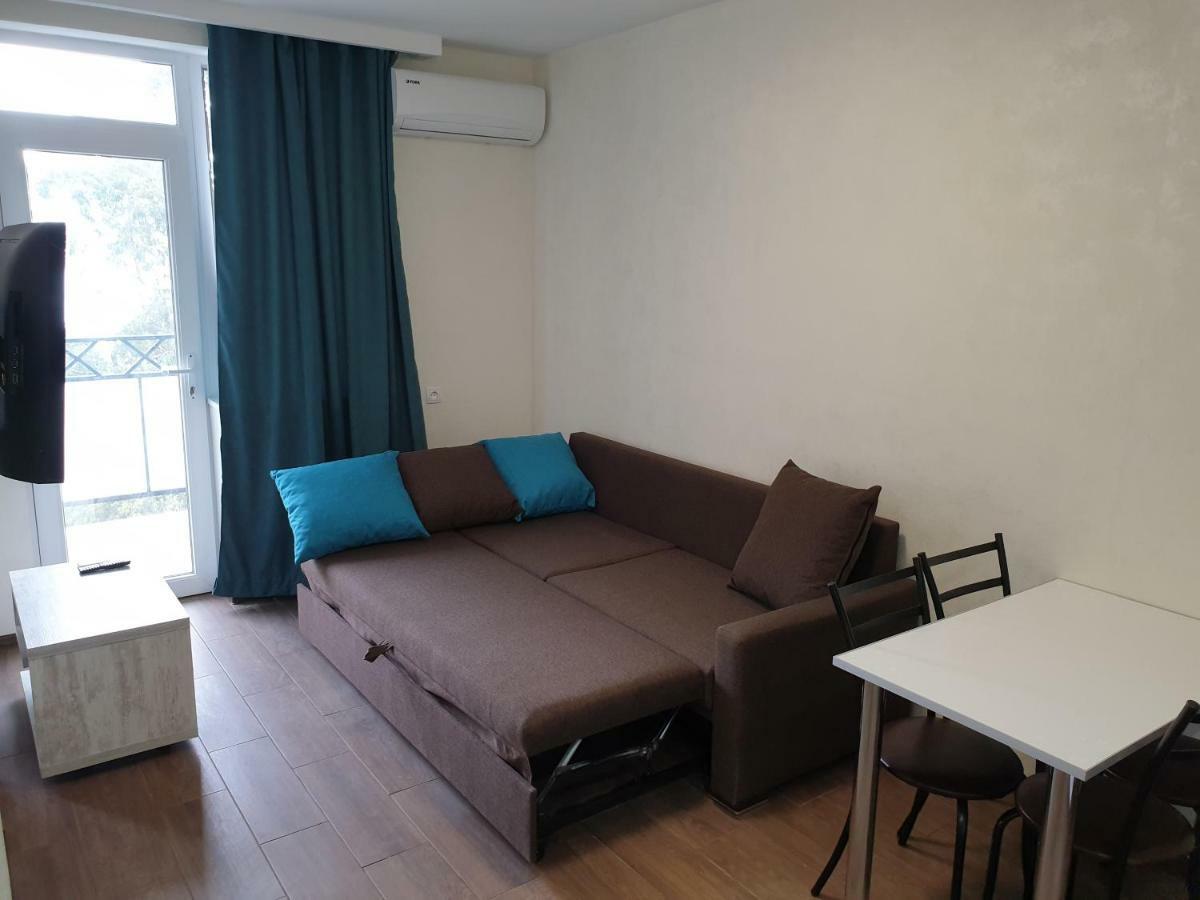 Apartment Near The Beach Batumi-Gonio Buitenkant foto