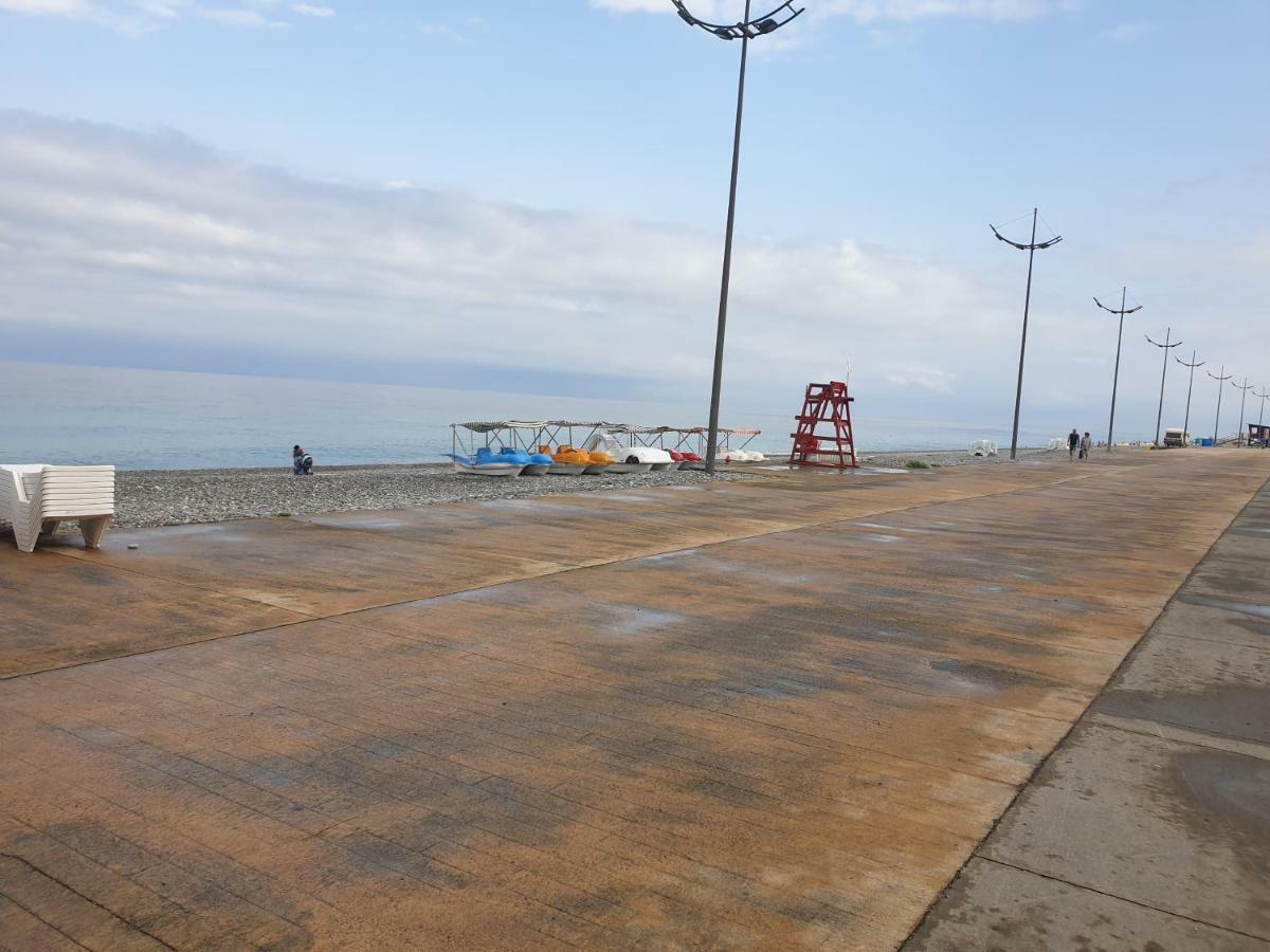 Apartment Near The Beach Batumi-Gonio Buitenkant foto